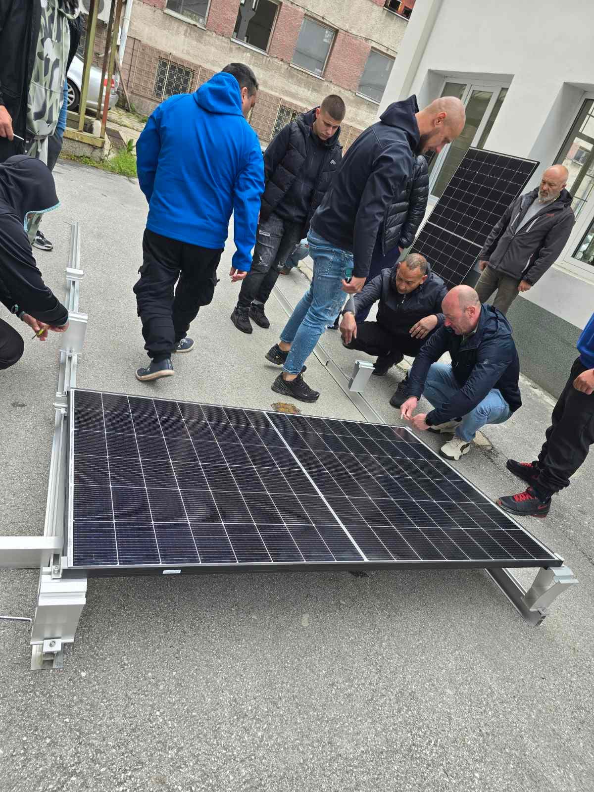 Монтаж върху наземна стойка