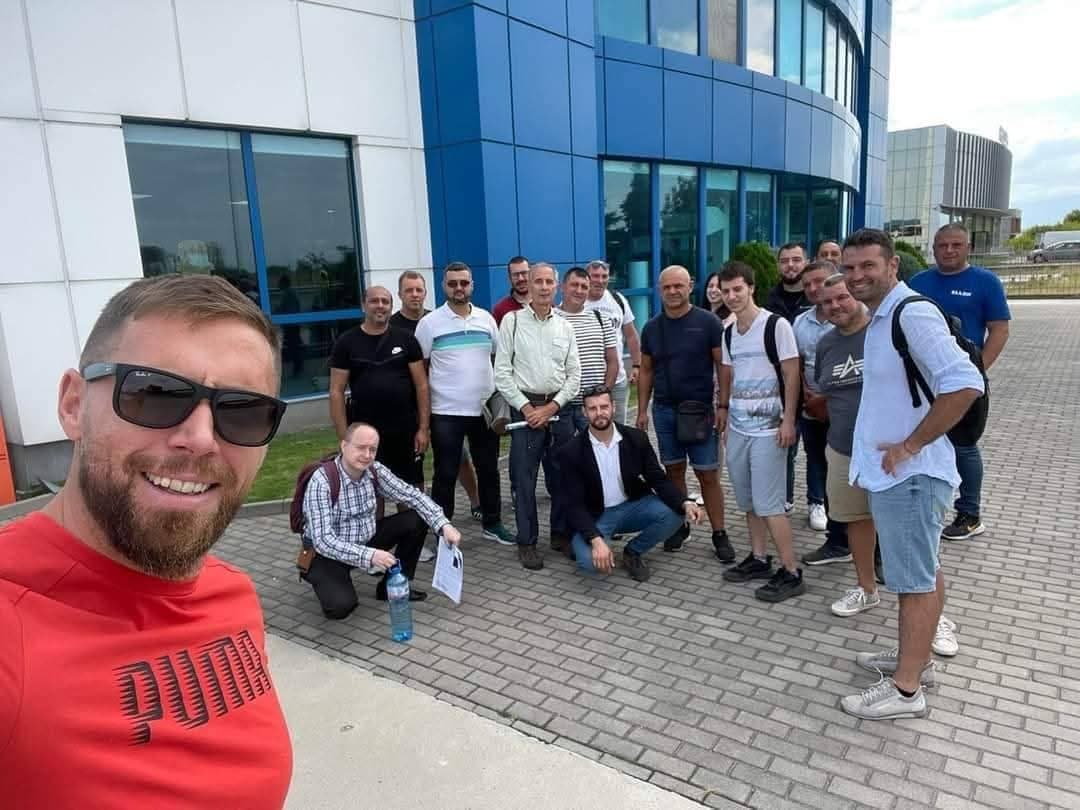 Посещение при доставчик на оборудване